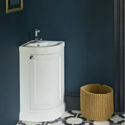 Burlington Freestanding Corner Vanity Unit | Old Fashioned Bathrooms -Old Fashioned Bathrooms Sales BB 2017 DAY 027988 w900 h900