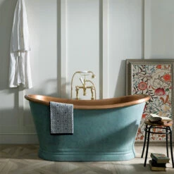 BC Designs Copper Boat Bath | Old Fashioned Bathrooms 8 BC Designs Copper Boat Bath | Old Fashioned Bathrooms -Old Fashioned Bathrooms Sales BC Designs Green copper bath