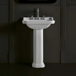 Washbasin 60cm (Pedestal) | Old Fashioned Bathrooms