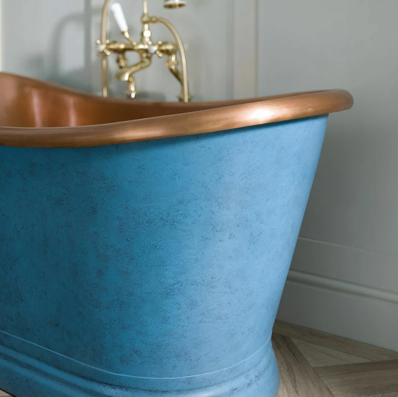 BC Designs Copper Boat Bath | Old Fashioned Bathrooms 6 BC Designs Copper Boat Bath | Old Fashioned Bathrooms - Image 6