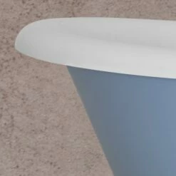 Cast Iron Montreal Bateau Bath 1680mm | Old Fashioned Bathrooms 7 Cast Iron Montreal Bateau Bath 1680mm | Old Fashioned Bathrooms -Old Fashioned Bathrooms Sales montreal painted close up 1