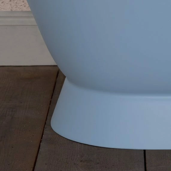 Cast Iron Montreal Bateau Bath 1680mm | Old Fashioned Bathrooms 2 Cast Iron Montreal Bateau Bath 1680mm | Old Fashioned Bathrooms - Image 2